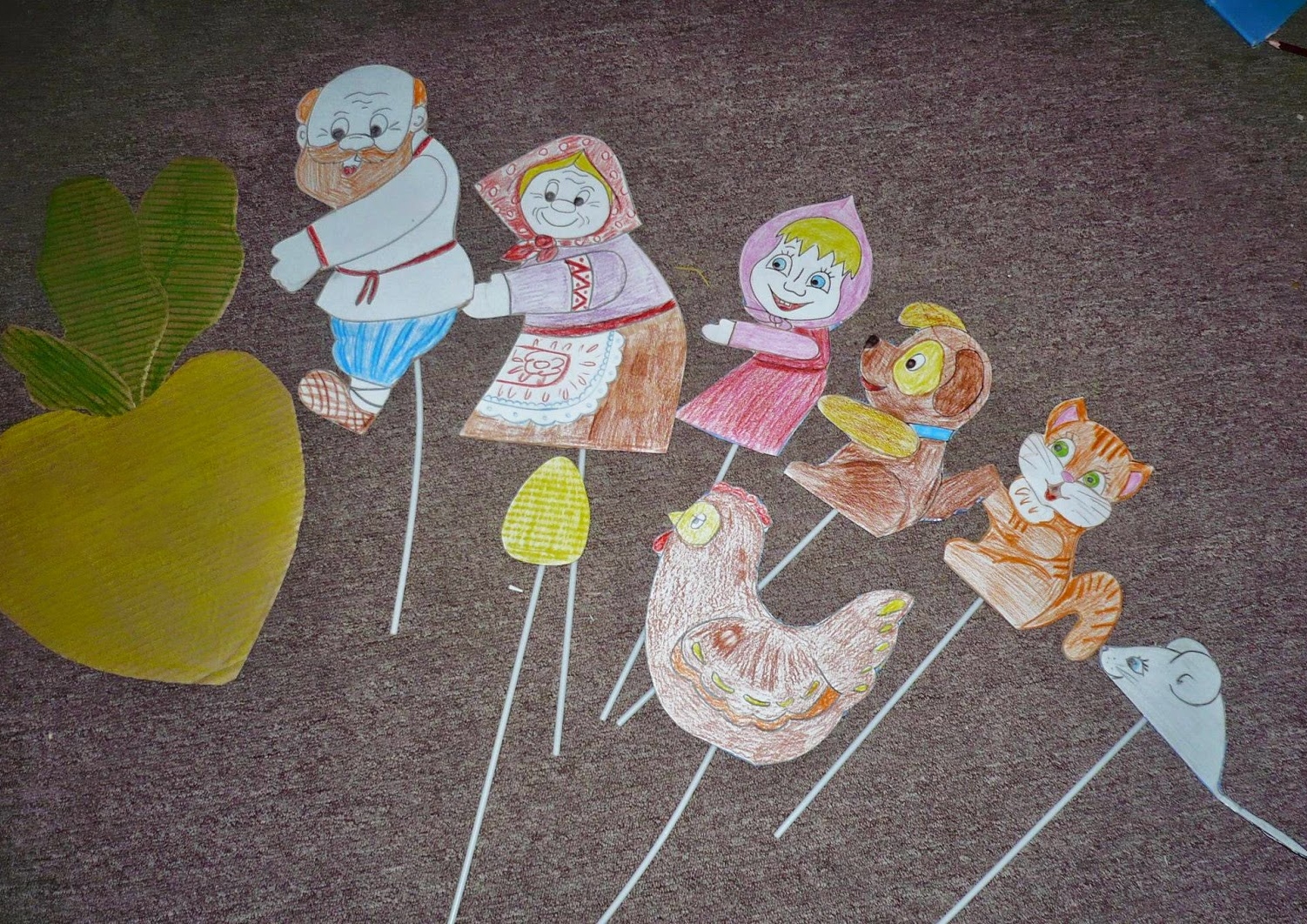 Фигурки для домашнего кукольного театра